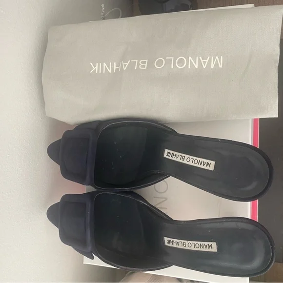 Manolo Blahnik Maysale Suede Navy Blue Kitten Heel Mules Size 36.5 - Picture 5 of 9